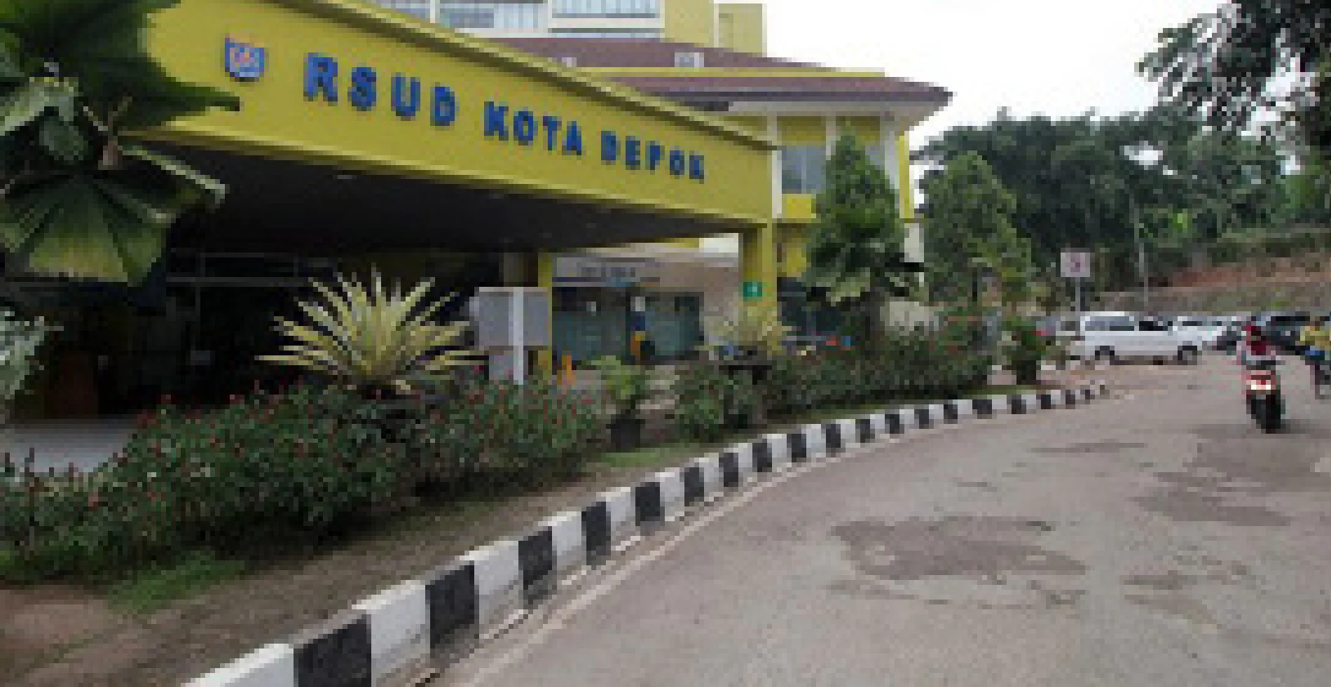 Main entrance of RSUD Kota Depok